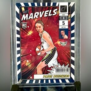 Paige Bueckers Basketball Card  Net Marvels ROOKIE CARD DALLAS WINGS # 23